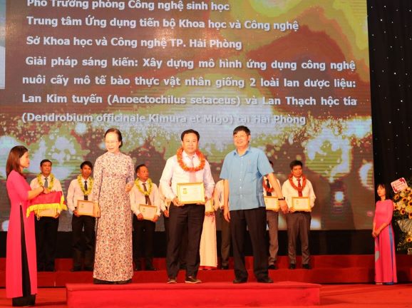 PGS, TS, BS Vũ Văn Tâm: Giám đốc Bệnh viện Phụ sản Hải Phòng – Ông “ mụ ” của những Thiên thần