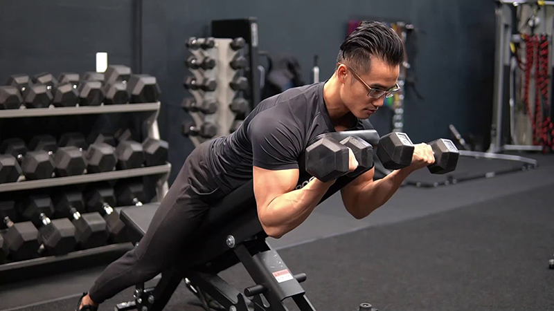 5 bài tập tay trước với tạ đơn giúp bắp tay vạm vỡ, săn chắcTin tức xã hội