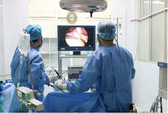 MÁY CẮT NHỎ BỆNH PHẨM THẾ HỆ MỚI HỖ TRỢ PHẪU THUẬT NỘI SOI - GIẢI PHÁP CHO BỆNH NHÂN PTNS CẮT TỬ CUNG BÁN PHẦN
